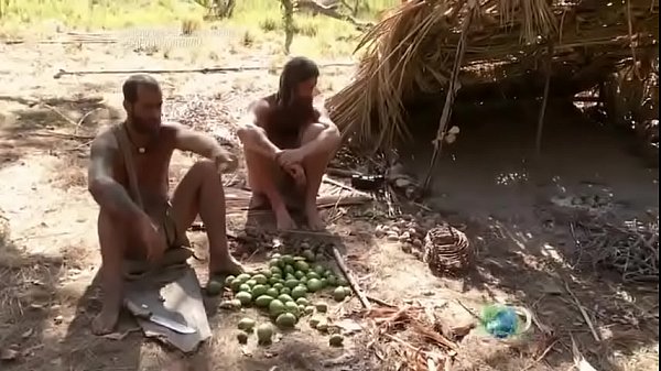 Homens indianos pelados